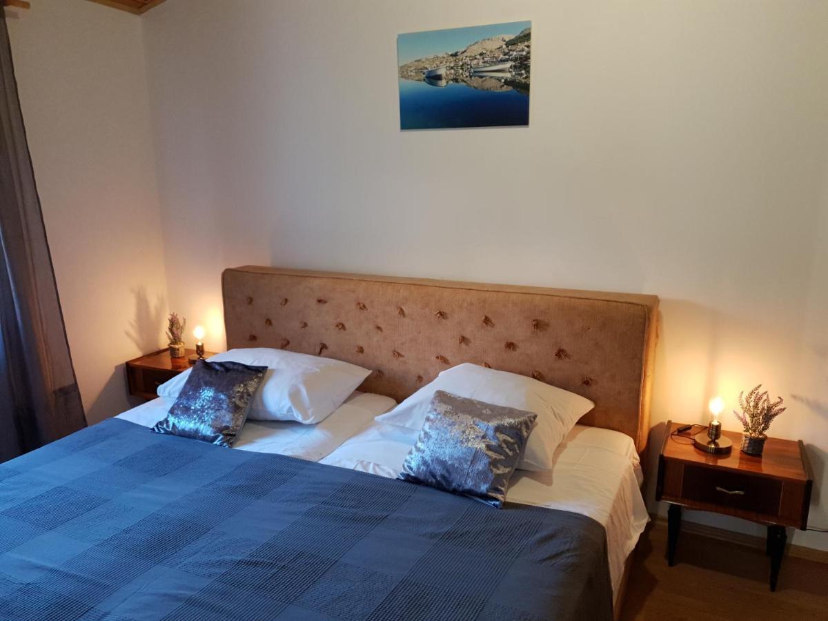 Apartmani Dalmatinka Metajna Exteriér fotografie
