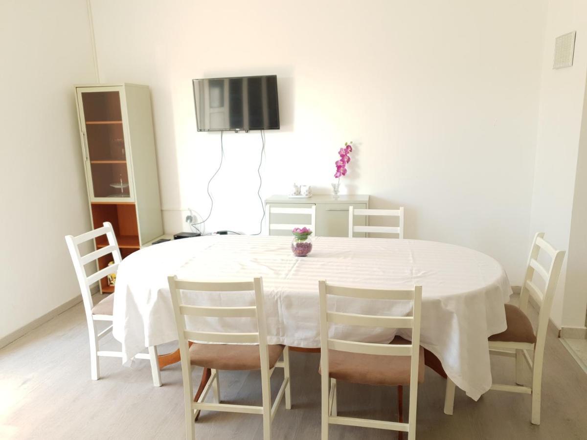 Apartmani Dalmatinka Metajna Exteriér fotografie