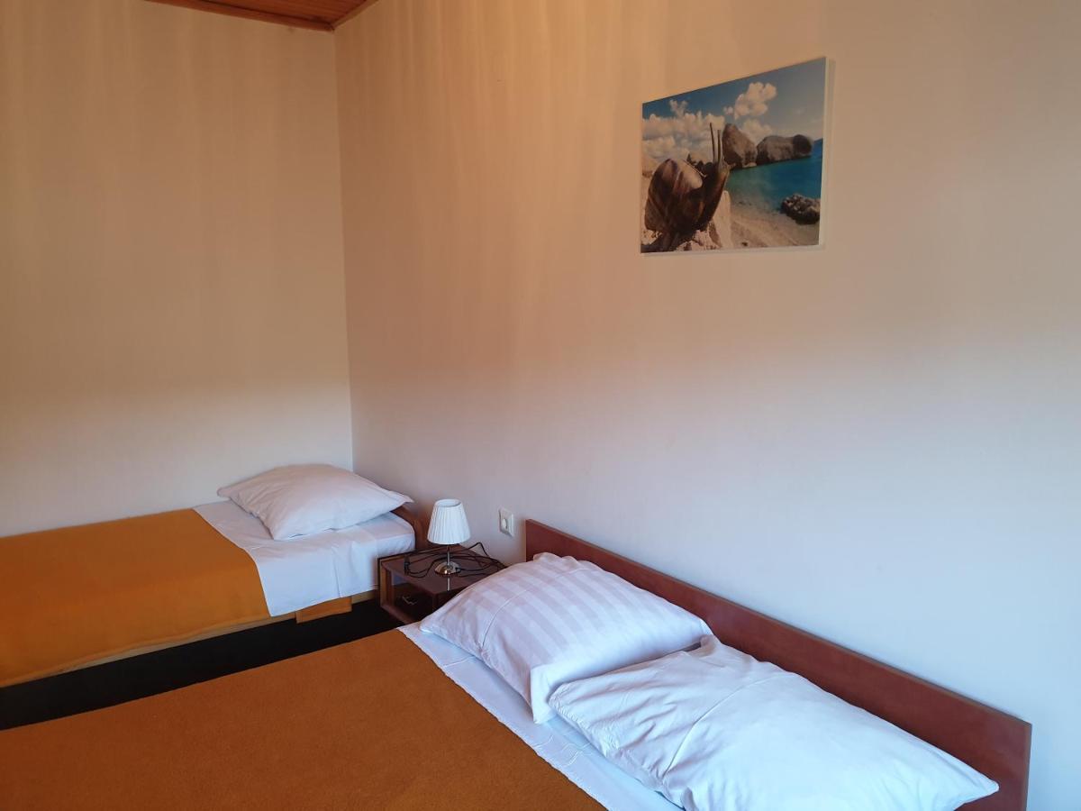 Apartmani Dalmatinka Metajna Exteriér fotografie