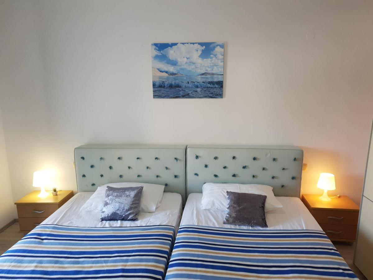 Apartmani Dalmatinka Metajna Exteriér fotografie