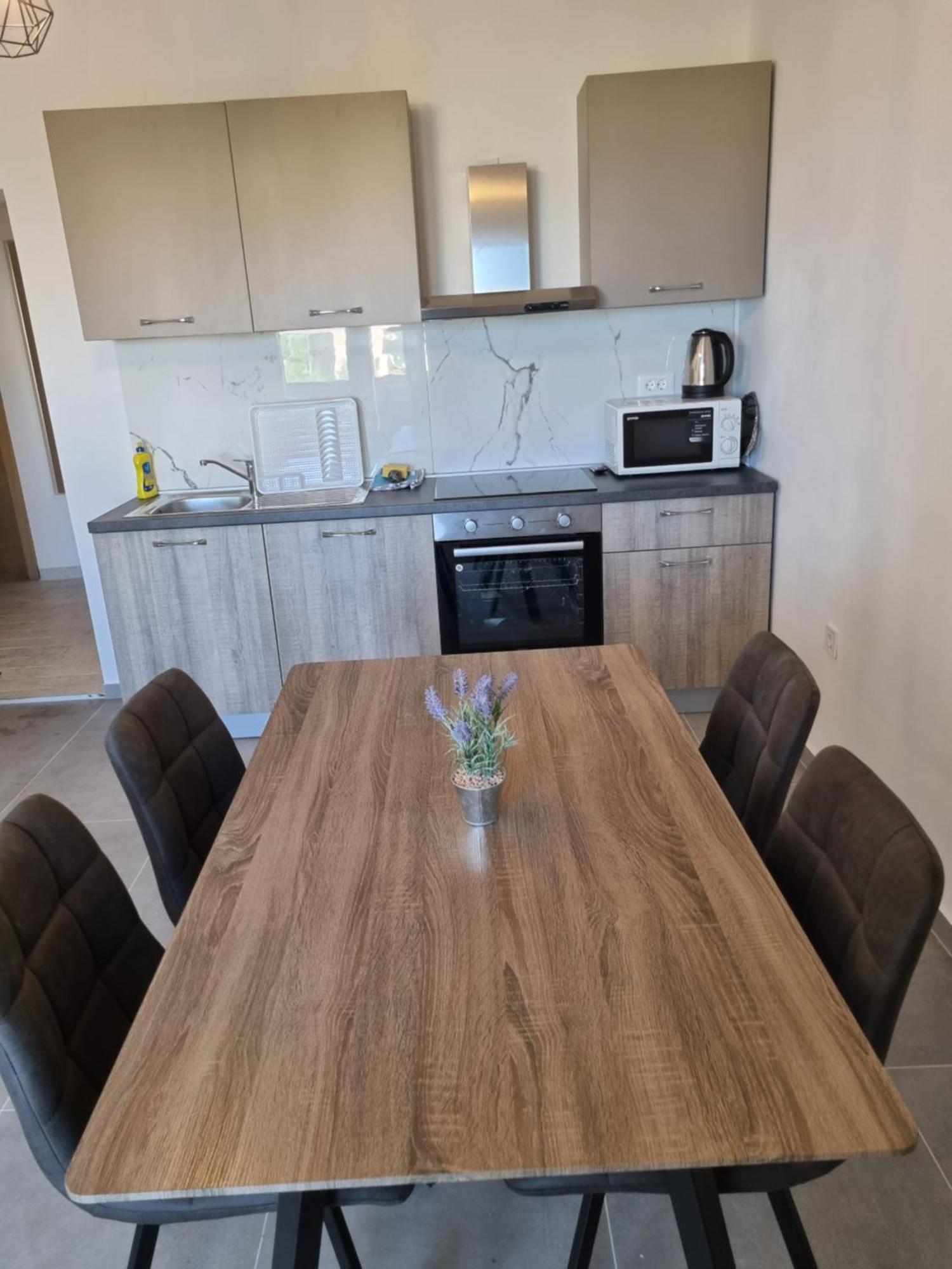 Apartmani Dalmatinka Metajna Exteriér fotografie